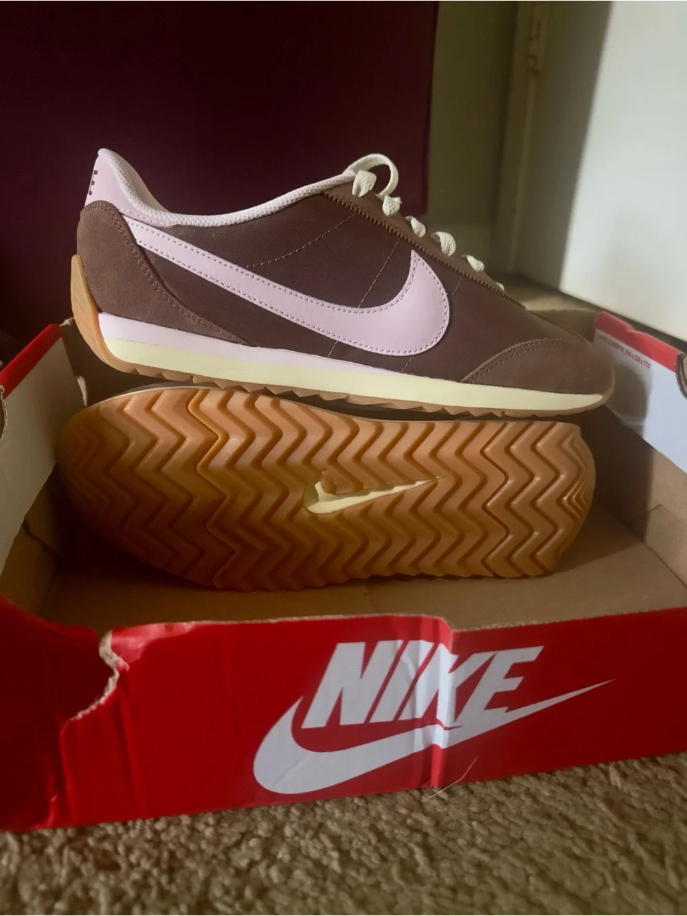 Nike Pacific Sneakers Size 10 W 8.5 M